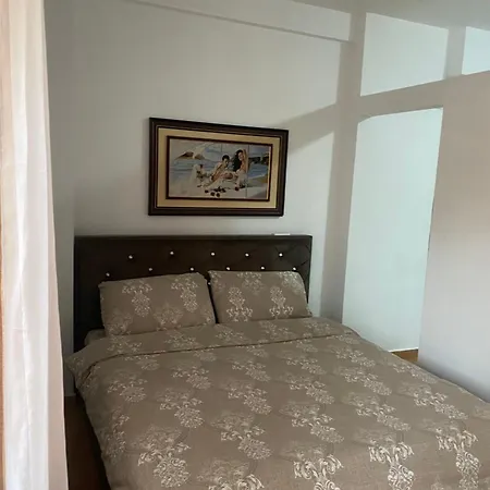 Appartement Brryli Ap Tirana